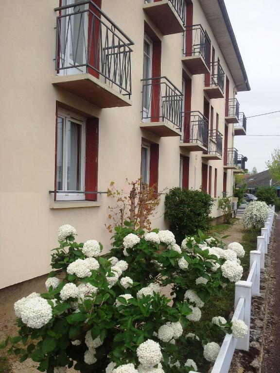 "Contact Hotel" Le Saint Remy - Chalon Sud Exterior foto