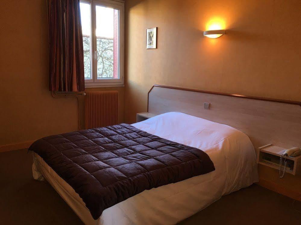 "Contact Hotel" Le Saint Remy - Chalon Sud Exterior foto