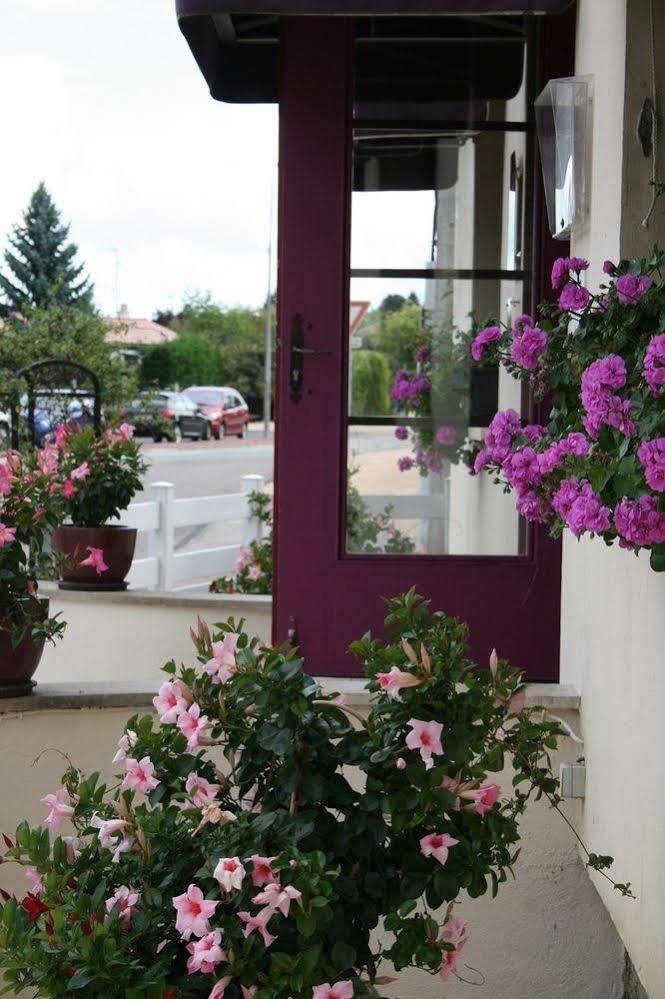 "Contact Hotel" Le Saint Remy - Chalon Sud Exterior foto